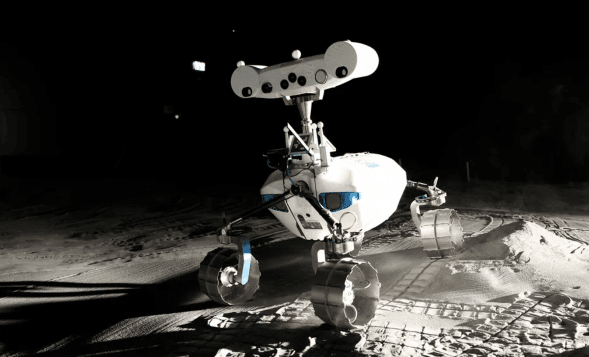 DLR’s Laser and Camera-Equipped Rovers Revolutionize Lunar Ice Detection 