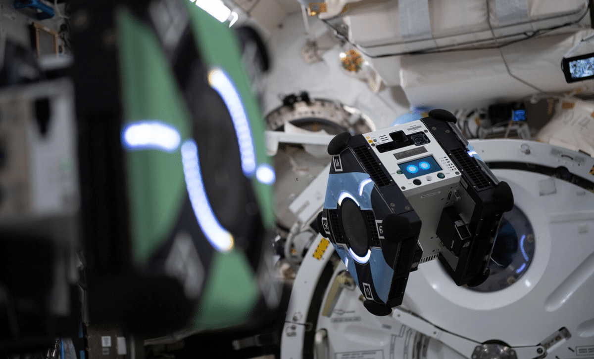 Revolutionizing Space Travel: AI-Enhanced Robots Transform Station Operations 