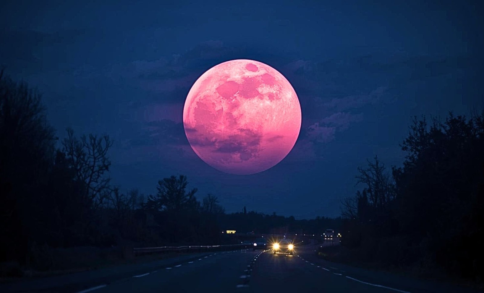 December’s Final Supermoon of 2025 Illuminates Sky with Historic and Celestial Wonders 