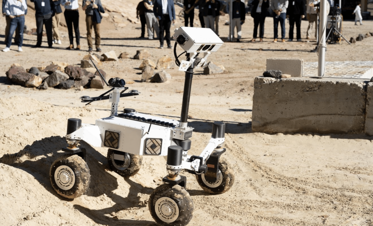 NASA Launches Advanced Rover Operations Center to Boost Lunar and Mars Missions 