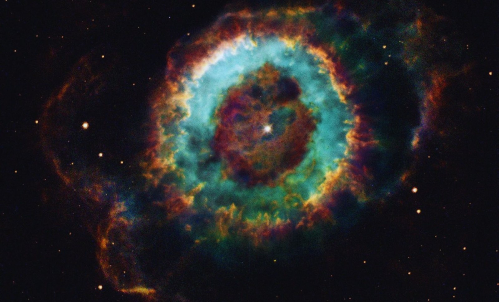 Hubble Reveals Stunning Imagery of the ‘Little Ghost Nebula’ and Star Death Process 