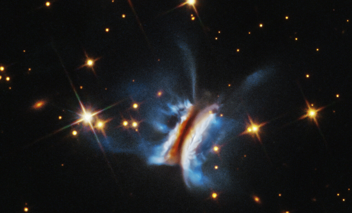 Hubble Reveals the Largest Protoplanetary Disk Ever Found in Space 