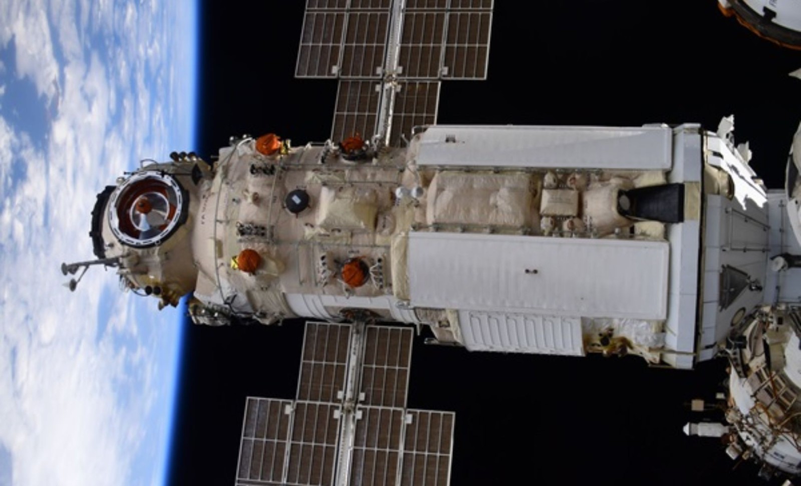 Russia’s Innovative Approach to Building a New Space Station Using ISS Modules 