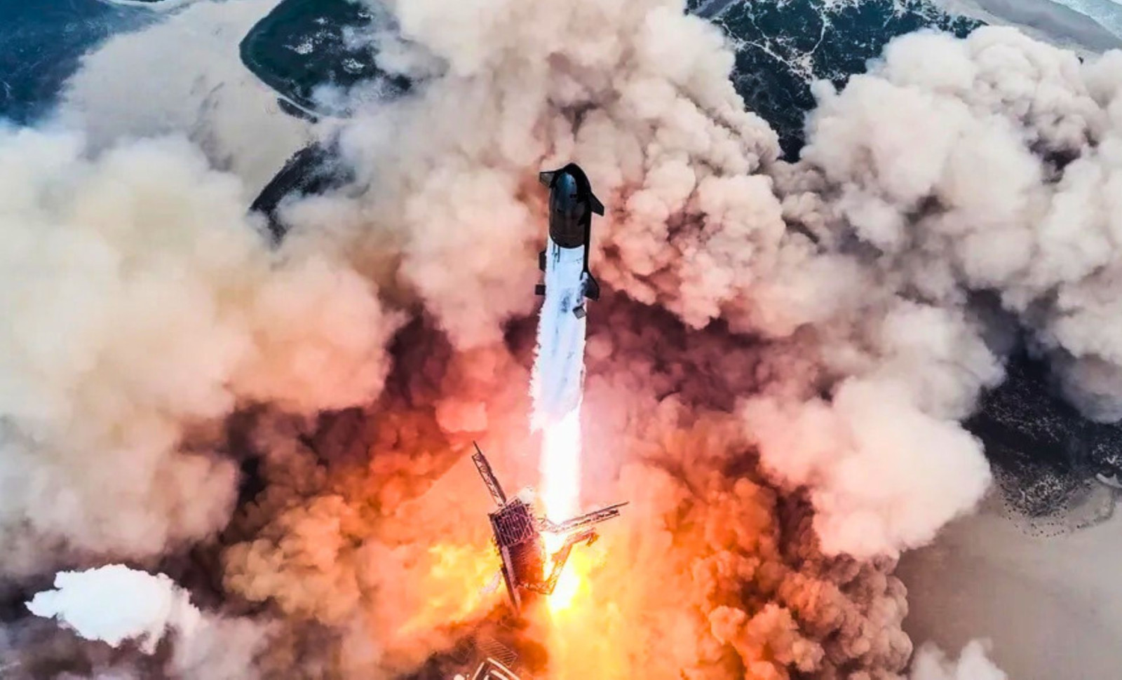 SpaceX Aims for Mars Mission Launch by Late 2026 