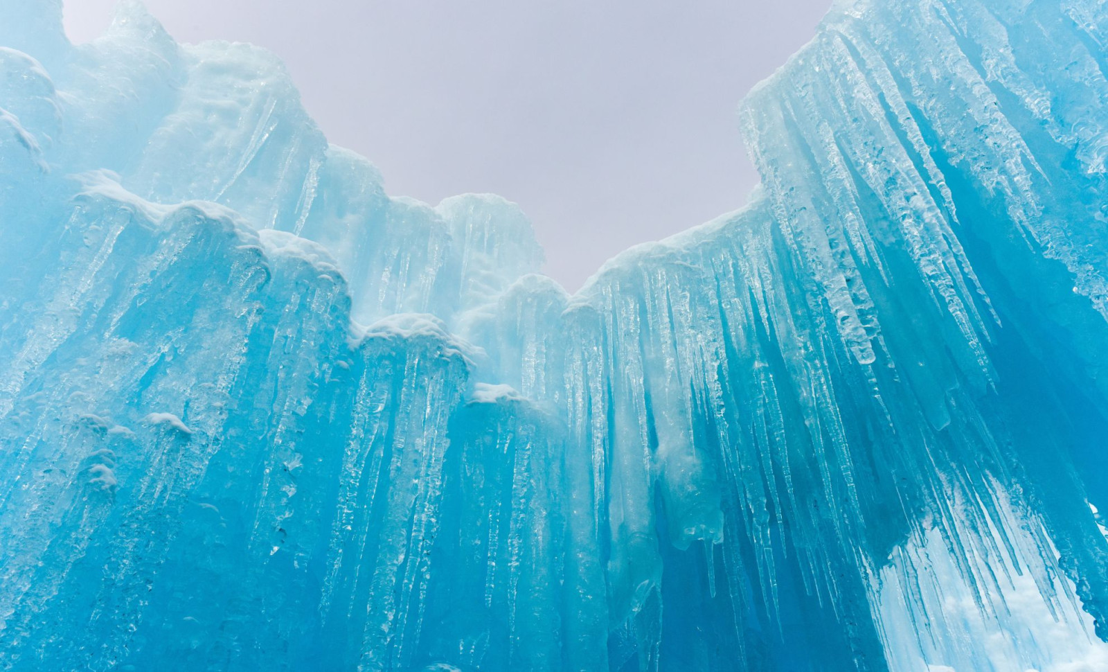 NASA’s Juno Uncovers Enormous Ice Layer on Europa, Revealing What Lies Below 