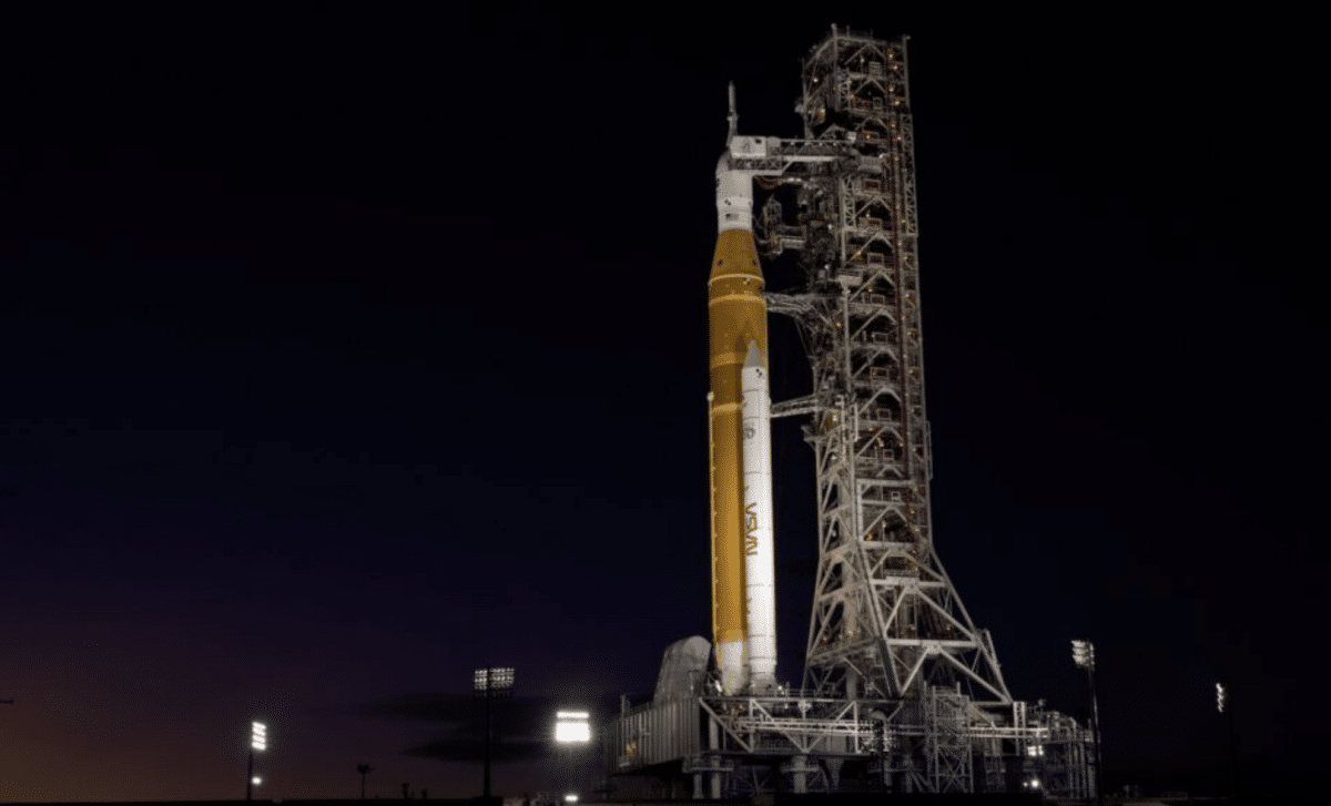 Artemis II Launch Pushed to March Due to Hydrogen Leak Setbacks 
