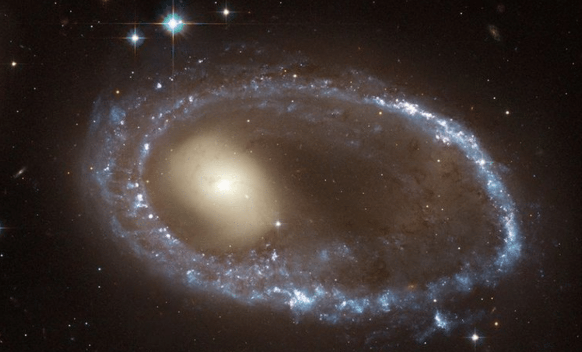 JWST Reveals Massive 'Red Potato' Galaxy with Suppressed Star Formation 