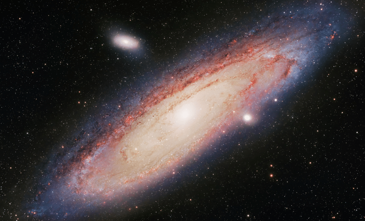 Scientists Unveil Why Andromeda Is Advancing Toward the Milky Way 