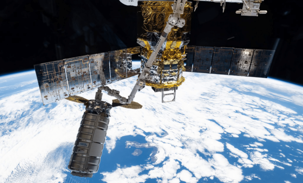 NASA Expedition 74 Elevates Space Health Research and Readiness 