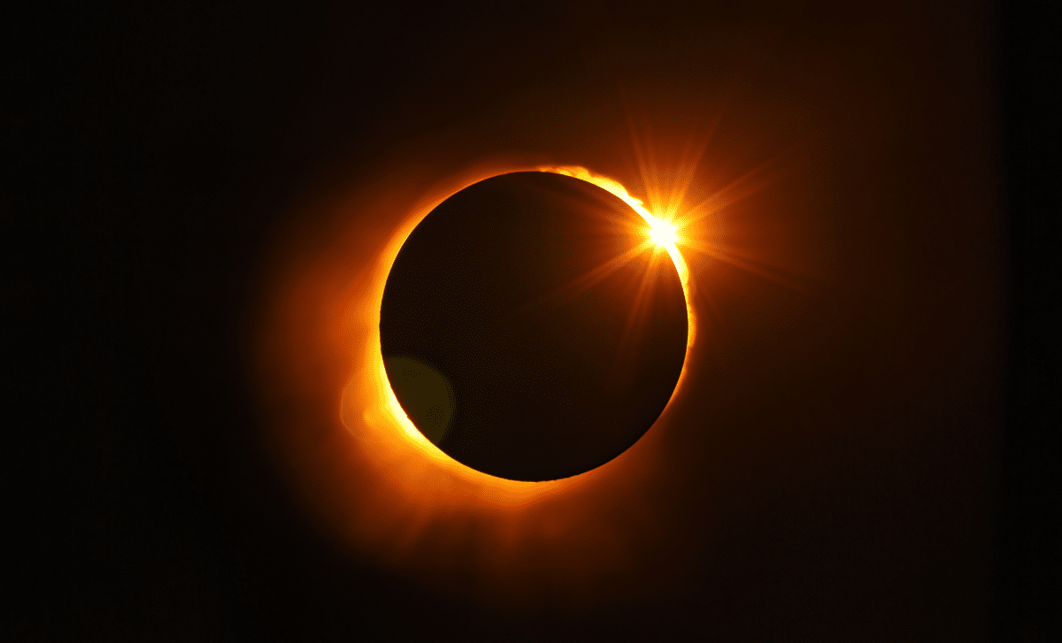 Antarctica’s Stunning Annular Solar Eclipse Arrives February 2026: Where to Watch 