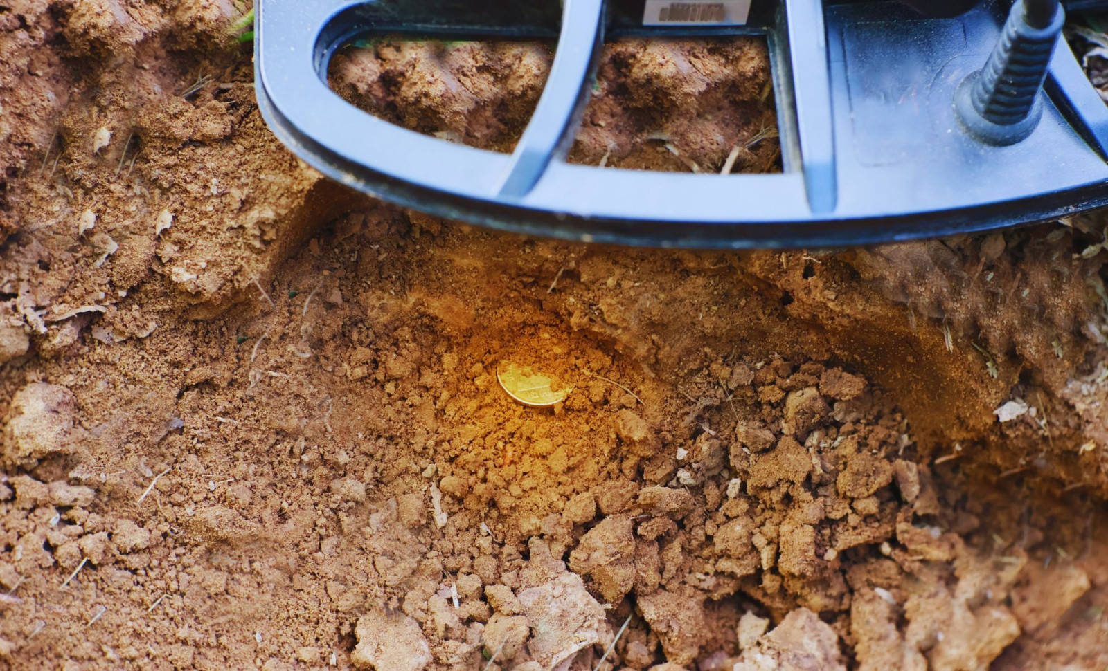 University Professor Discovers Largest Iron Age Gold Coin Cache in Suffolk Field 