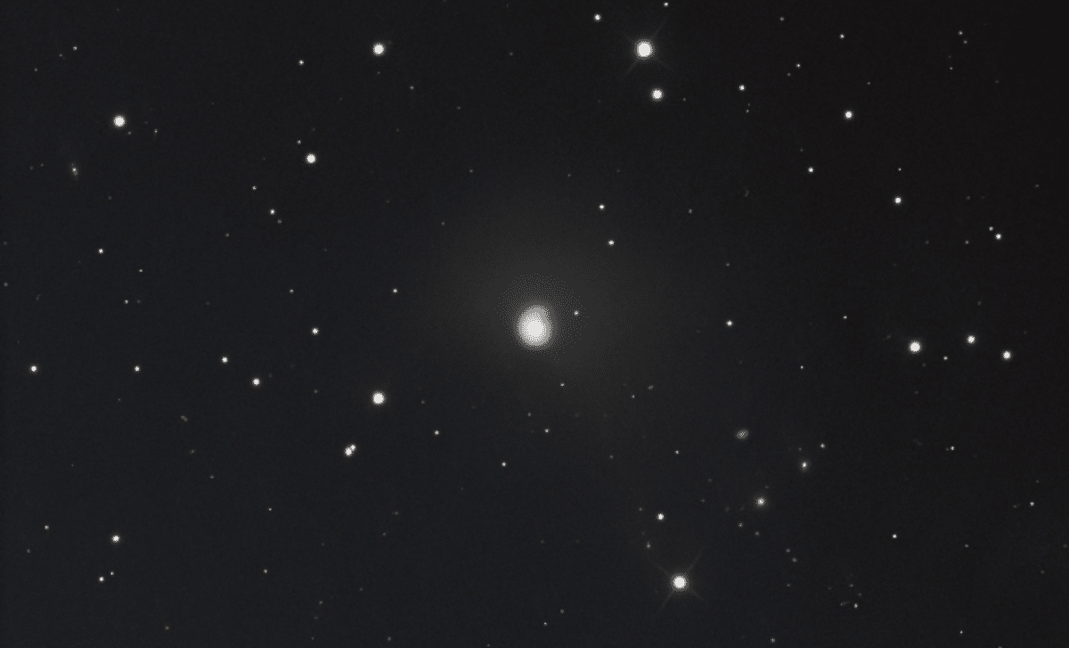 Comet 29P Erupts, Creating a Dazzling Spiral Glow That Baffles Experts 