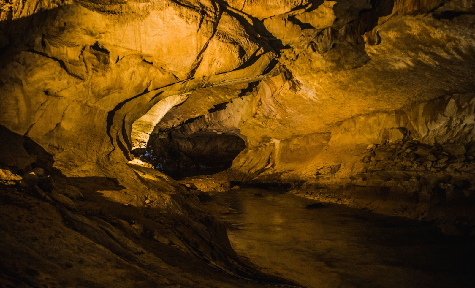 Kenya Cave Yields Africa’s Earliest Known Human Burial Site 