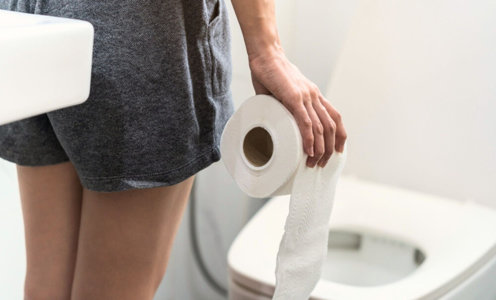 Ditching Toilet Paper: Exploring Eco-Friendly and Cost-Effective Bathroom Solutions 