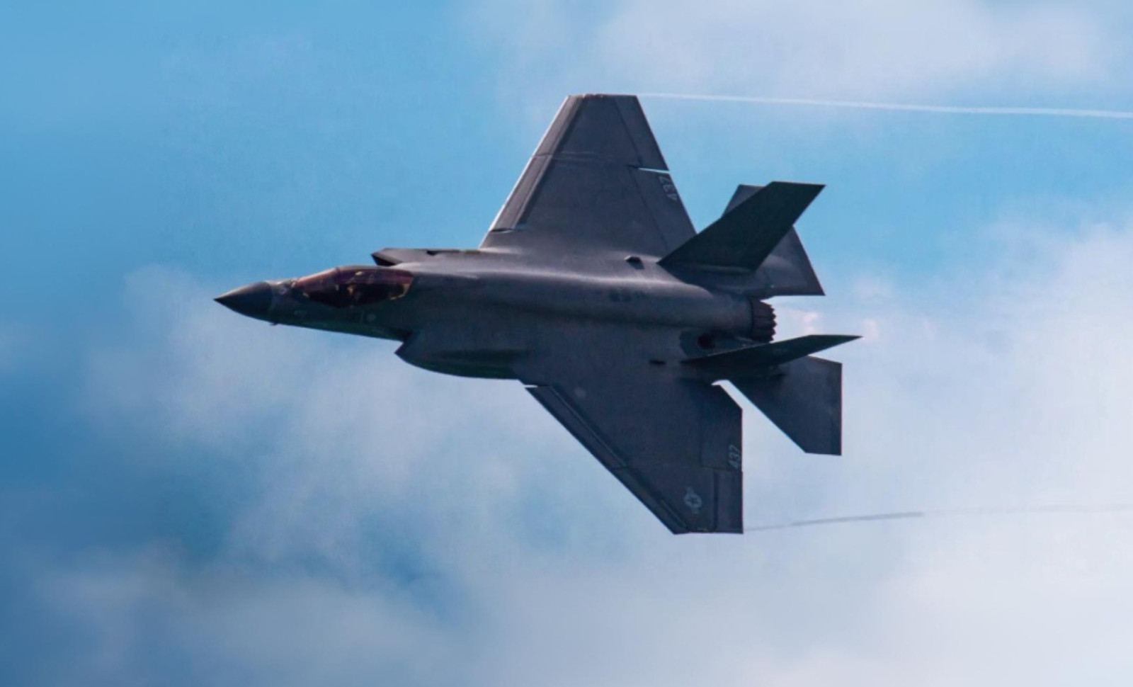 US Jets Scramble as Russian Anti-Submarine Planes Enter Alaskan Defense Zone 