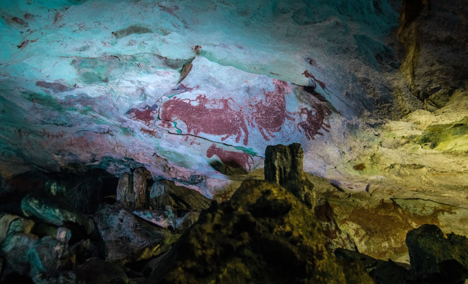 Ancient Cave Art in South Africa May Depict Extinct Prehistoric Creatures 