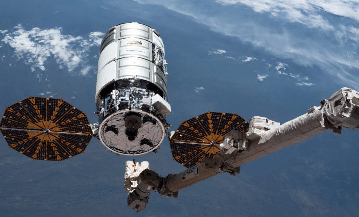 NASA Astronauts Gear Up for Cygnus Cargo Arrival to Boost Space Science 