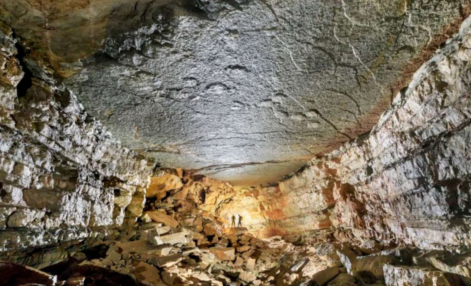 Enormous Dinosaur Footprints Uncovered on Cave Ceiling Deep Underground in France 