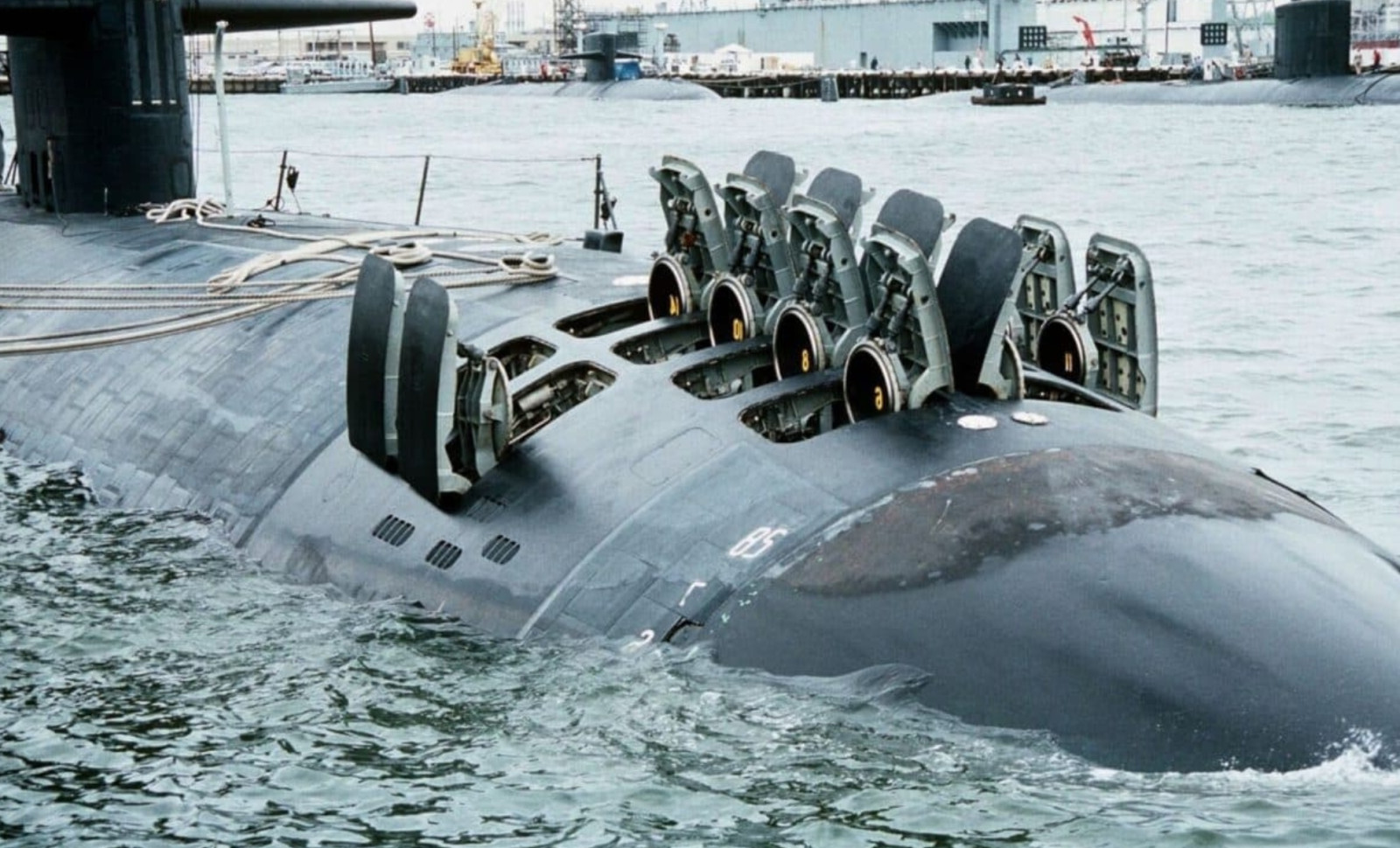 Navy Faces Critical Shortage of Tomahawk Missiles as Ohio-Class Subs Near Retirement 
