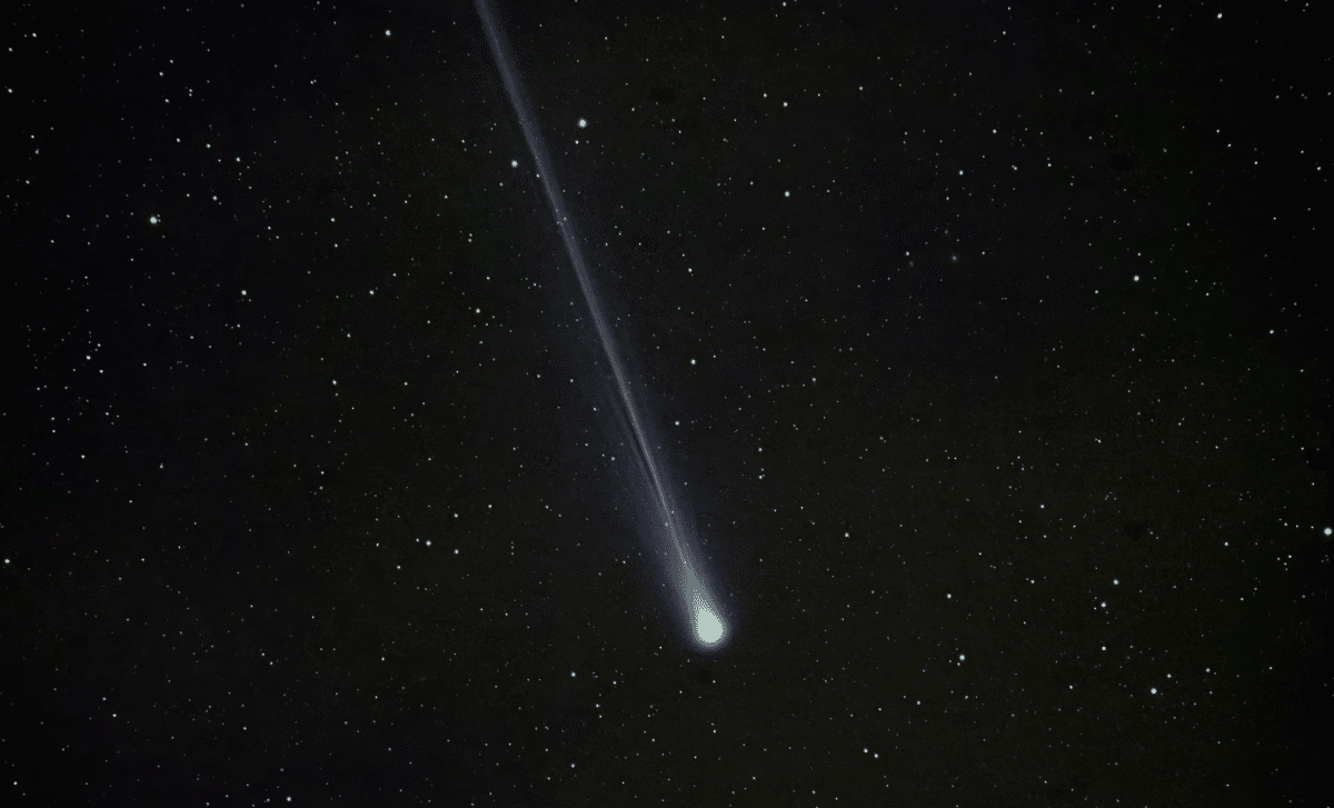 Comet C/2025 R3 (PanSTARRS) Makes a Stunning Flyby Near Earth This Weekend 