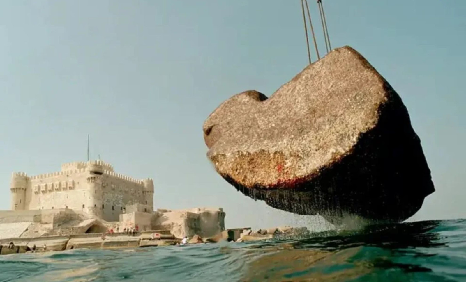 Submerged 80-Ton Stones Resurface, Revealing Secrets of Ancient Lighthouse of Alexandria 