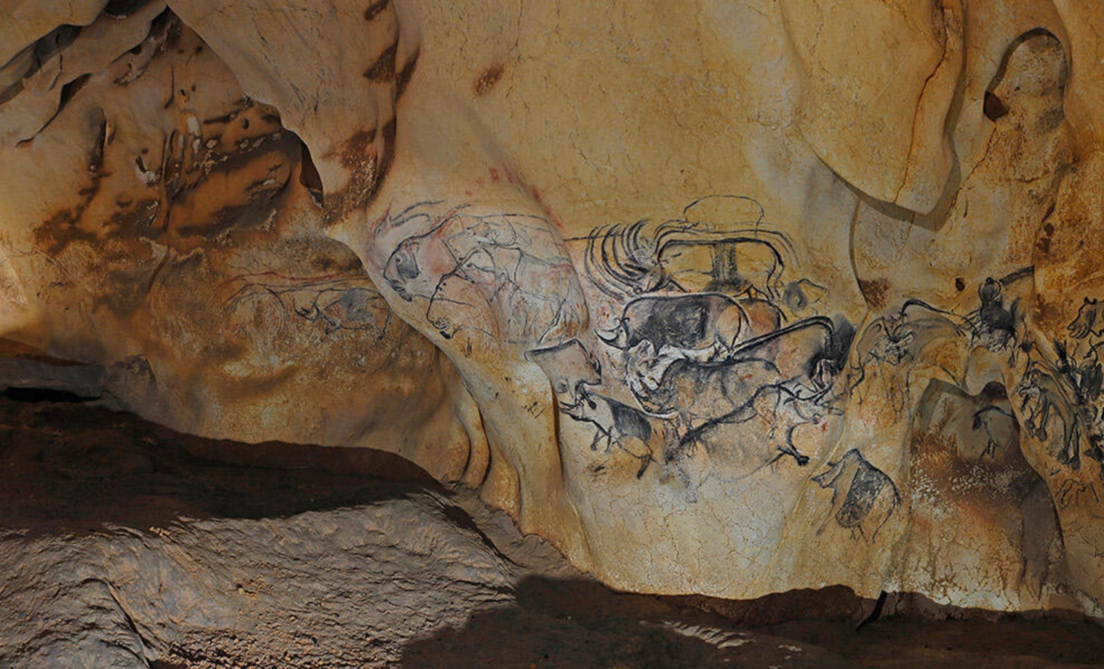 Ancient Sealed Cave Reveals Impeccably Preserved Prehistoric Art 