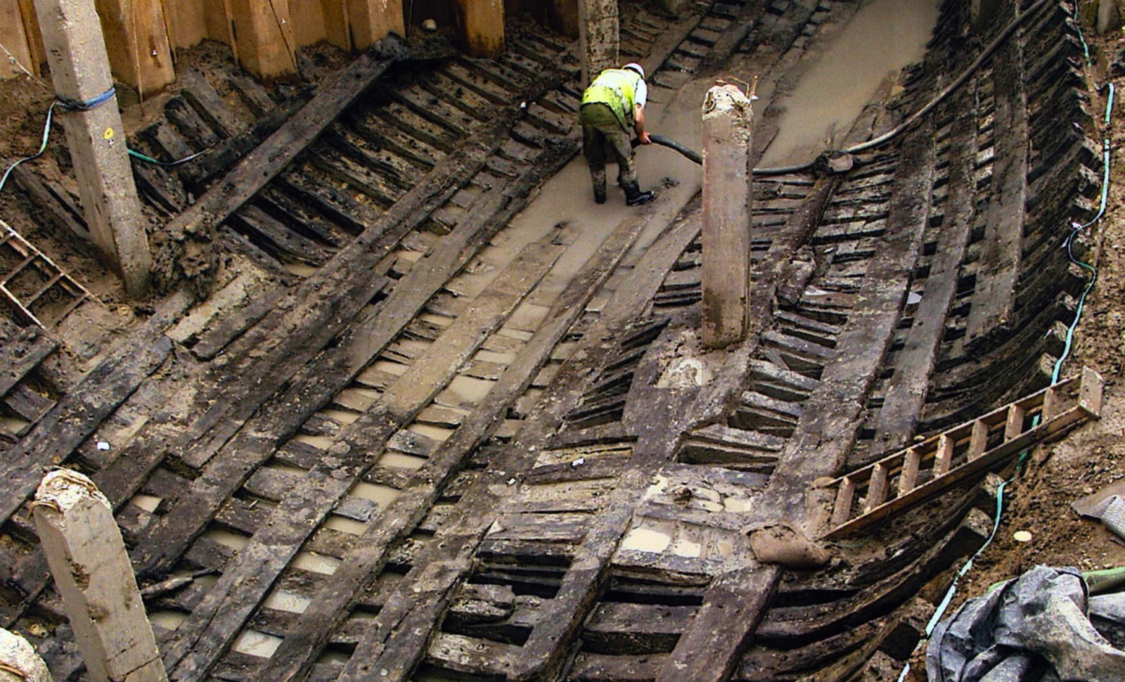 Medieval 24.5-Meter Ship Unearthed in Tallinn Reveals Baltic Trade Secrets 