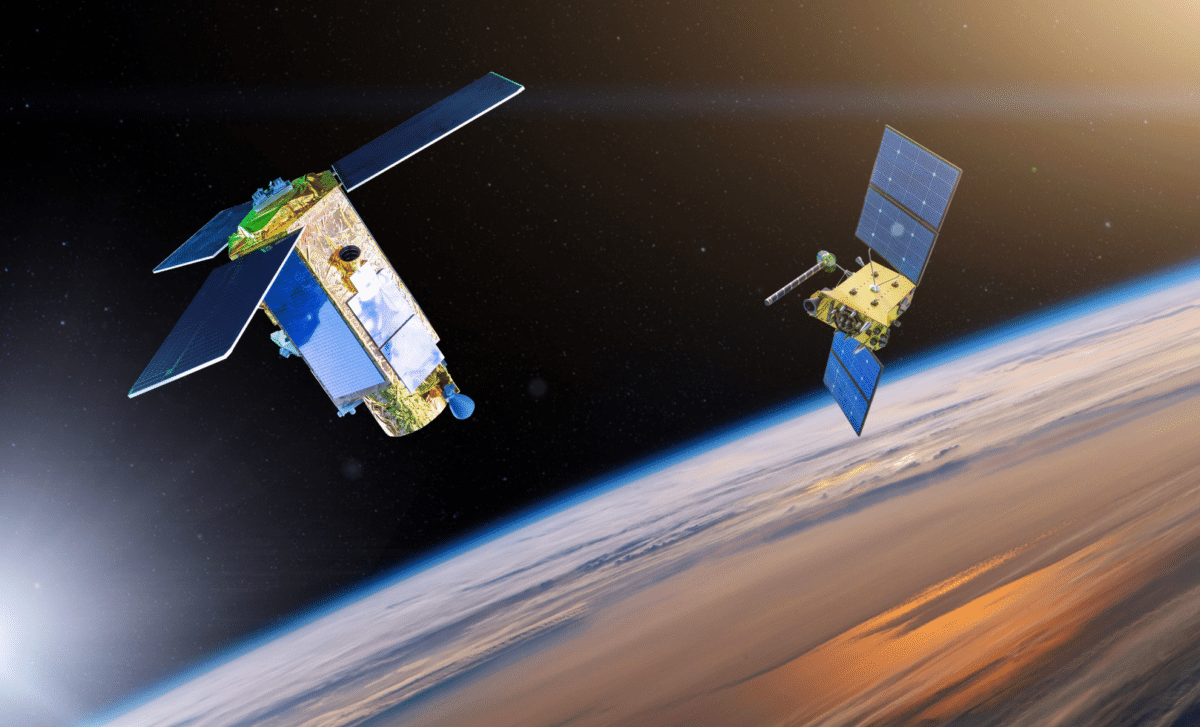 Russian Satellites Demonstrate Remarkable Accuracy in Close-Orbit Operations 