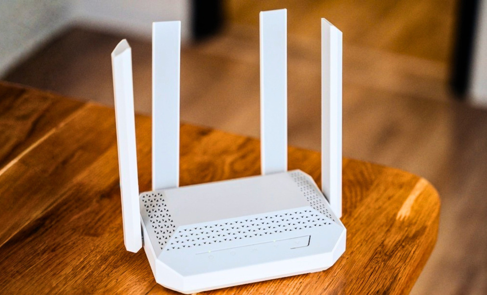 Revolutionizing Wireless: Light-Based System Achieves 362 Gbps Using Minimal Power 