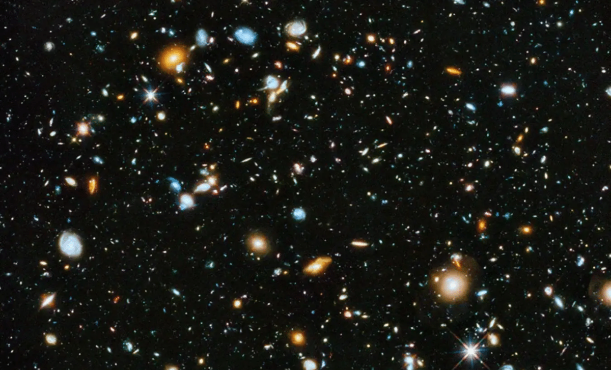 Emerging Cosmic Data Challenge Century-Old Beliefs About Universe’s Uniformity 
