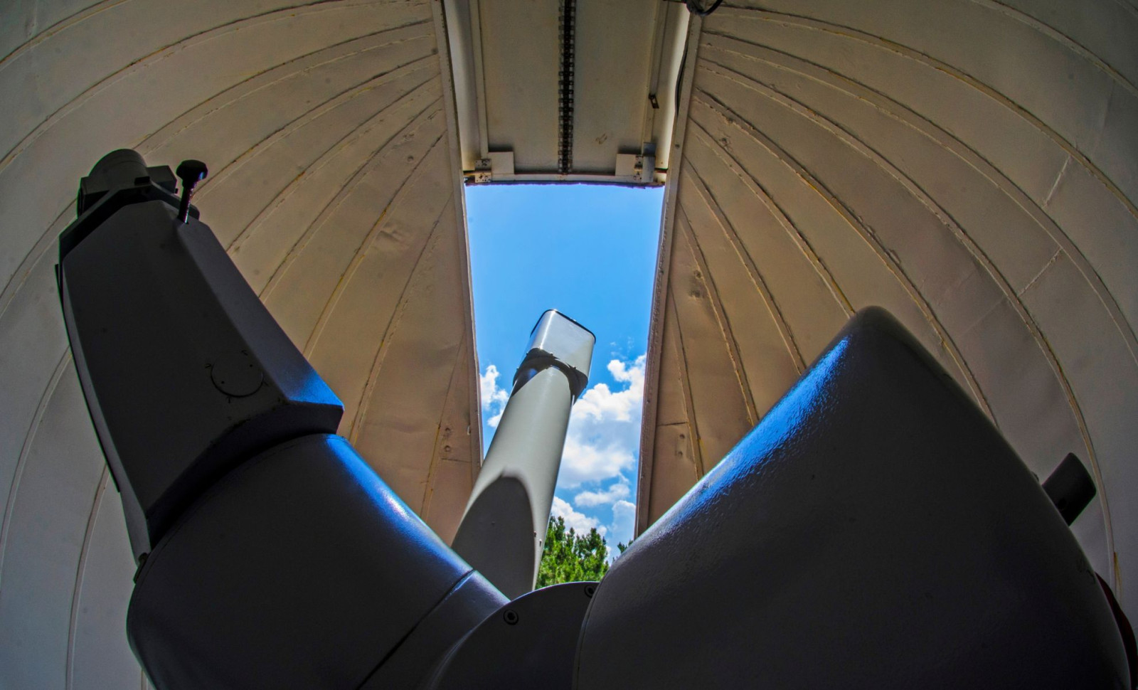 Global Team Develops Sustainable Telescope to Reveal Hidden Galaxies Shrouded by Cosmic Dust 