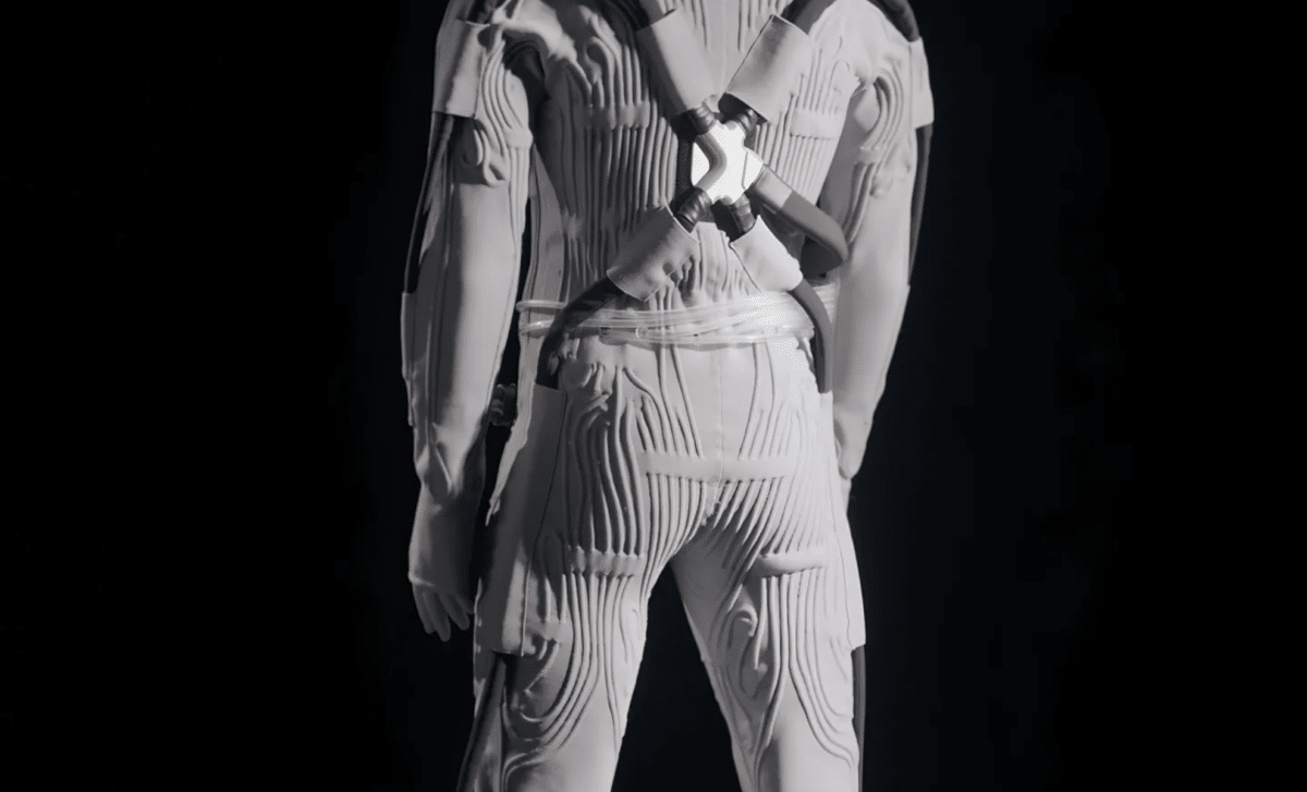 Prada and Axiom Introduce Advanced Cooling Spacesuit for Lunar Missions 