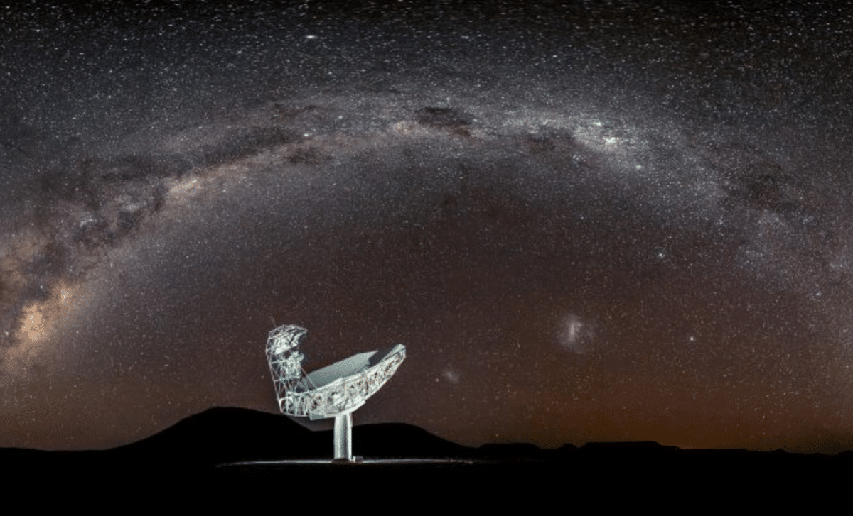 South African Observatory Detects Record-Setting Hydroxyl Megamaser from Early Cosmos 