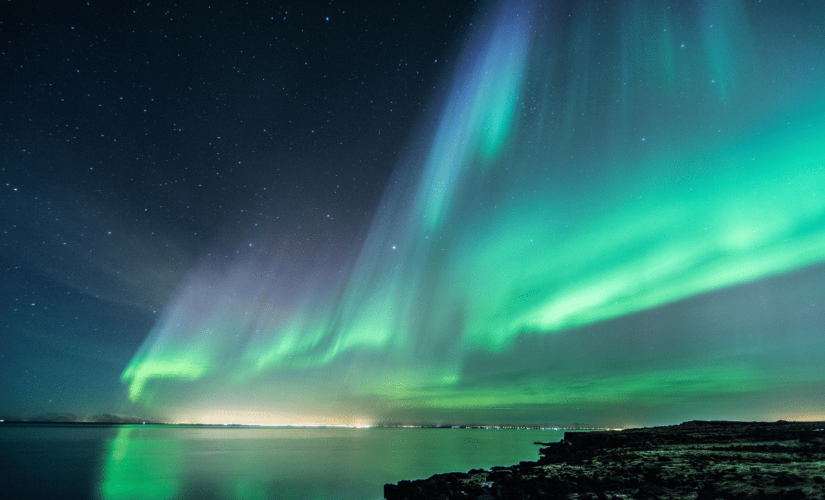 Aurora Borealis Expected to Display Across Nine Northern U.S. States Tonight 