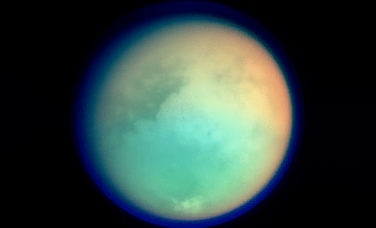 Enigmatic Material on Titan and Pluto Offers Clues to Extraterrestrial Organic Chemistry 