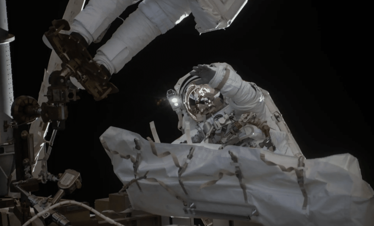 NASA Set to Repair Canadarm2 Robotic Arm on ISS During June 2026 Spacewalk 