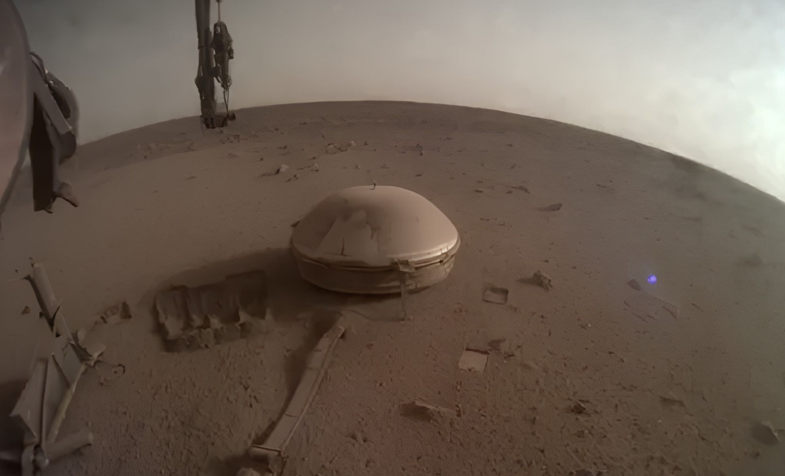 Hidden Magma Reservoirs Beneath Mars Reveal a Complex Volcanic History 