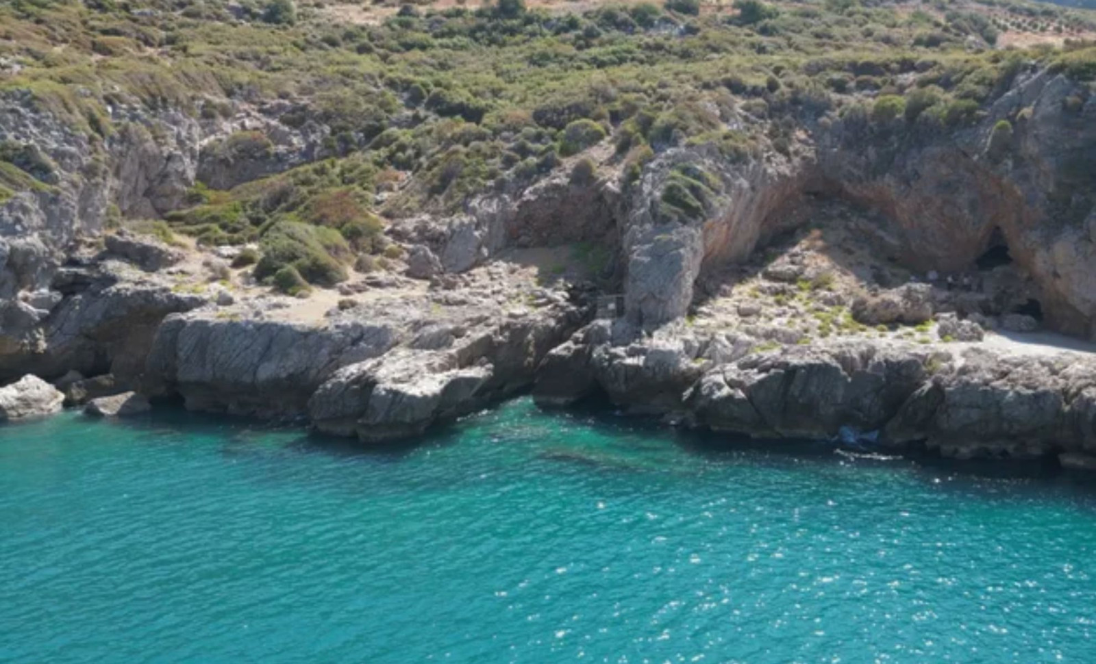 Ancient Cave in Türkiye Unveils Deep Cultural Connections Between Neanderthals and Humans 