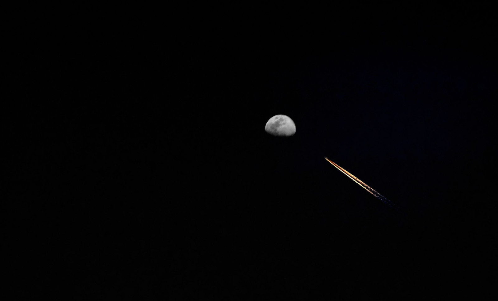 SpaceX Falcon 9 Rocket Stage to Impact Moon in 2026, Providing Unique Scientific Opportunity 