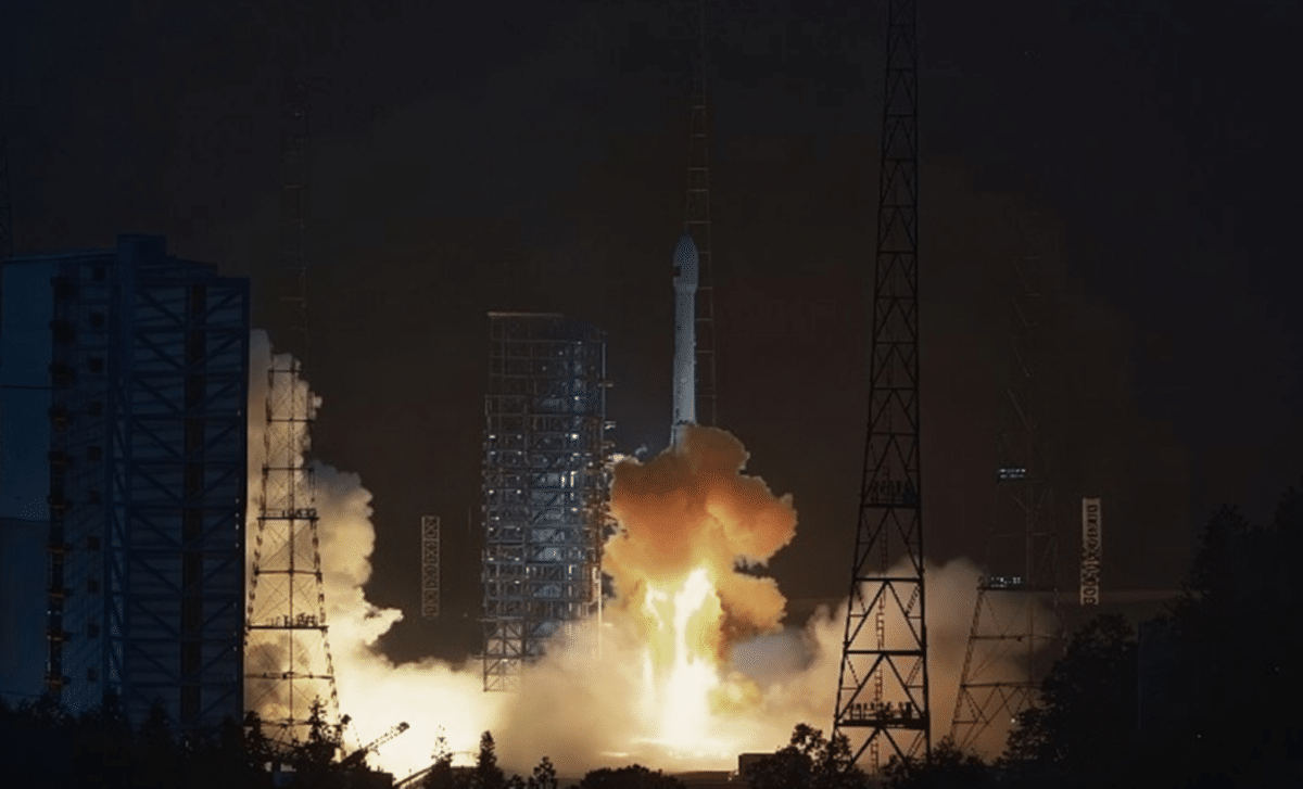 Striking Capture: Chinese Rocket Meets Lightning During Liftoff 