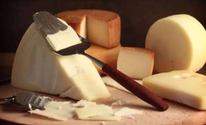 Discovering the Ideal Daily Cheese Intake: Insights from Nutrition Specialists