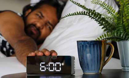 Why You Often Wake Up Moments Before Your Alarm: The Science Behind It