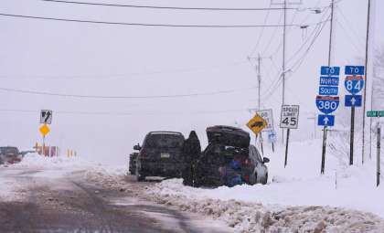 Great Lakes Region Faces Massive Snowfall Surpassing Five Feet: Current Conditions Explained