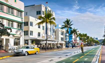 Emergence of Miami English: A Dynamic New Dialect Blending English and Spanish