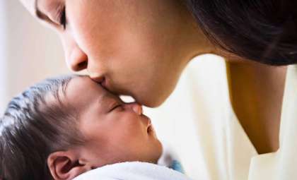 The Hidden Dangers of Kissing Newborns: Health Risks You Need to Know