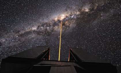 Astronomers Unveil Binary Star Duo Orbiting Milky Way’s Central Black Hole