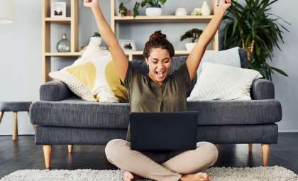 Why Single Women Often Feel Happier Than Single Men