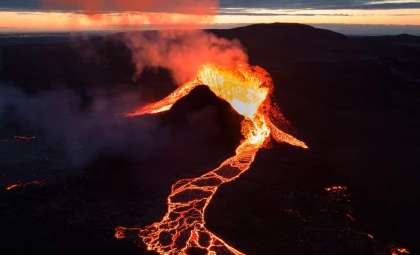 Unveiling the 1831 Volcanic Eruption That Chilled Earth and Tinted the Sun Green