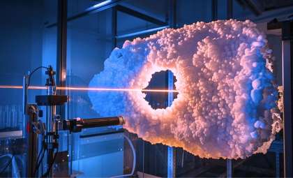 Scientists Reduce Light Speed to 61 km/h Using Ultracold Quantum States