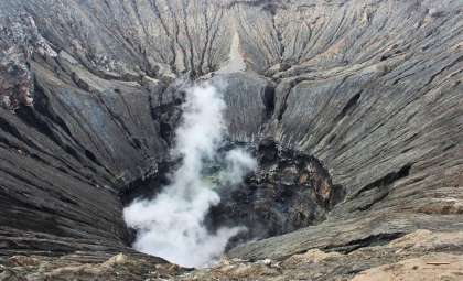 Ancient Yarrabubba Crater Identified as Earth’s Oldest Known Asteroid Impact Site
